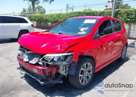 2018 Chevrolet Sonic Lt z USA, uszkodzony, nr VIN 1G1JD6SB9J4137399